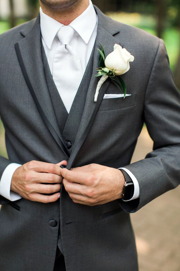Picture of Grey single breasted three piece suit